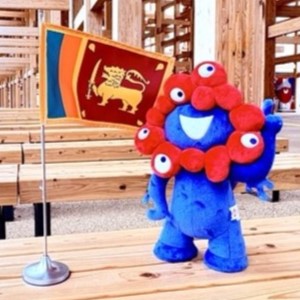 MyakuMyaku and the flag of Sri Lanka