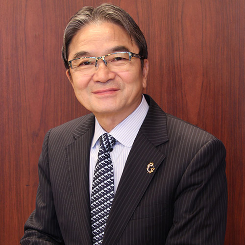 宮田　亮平