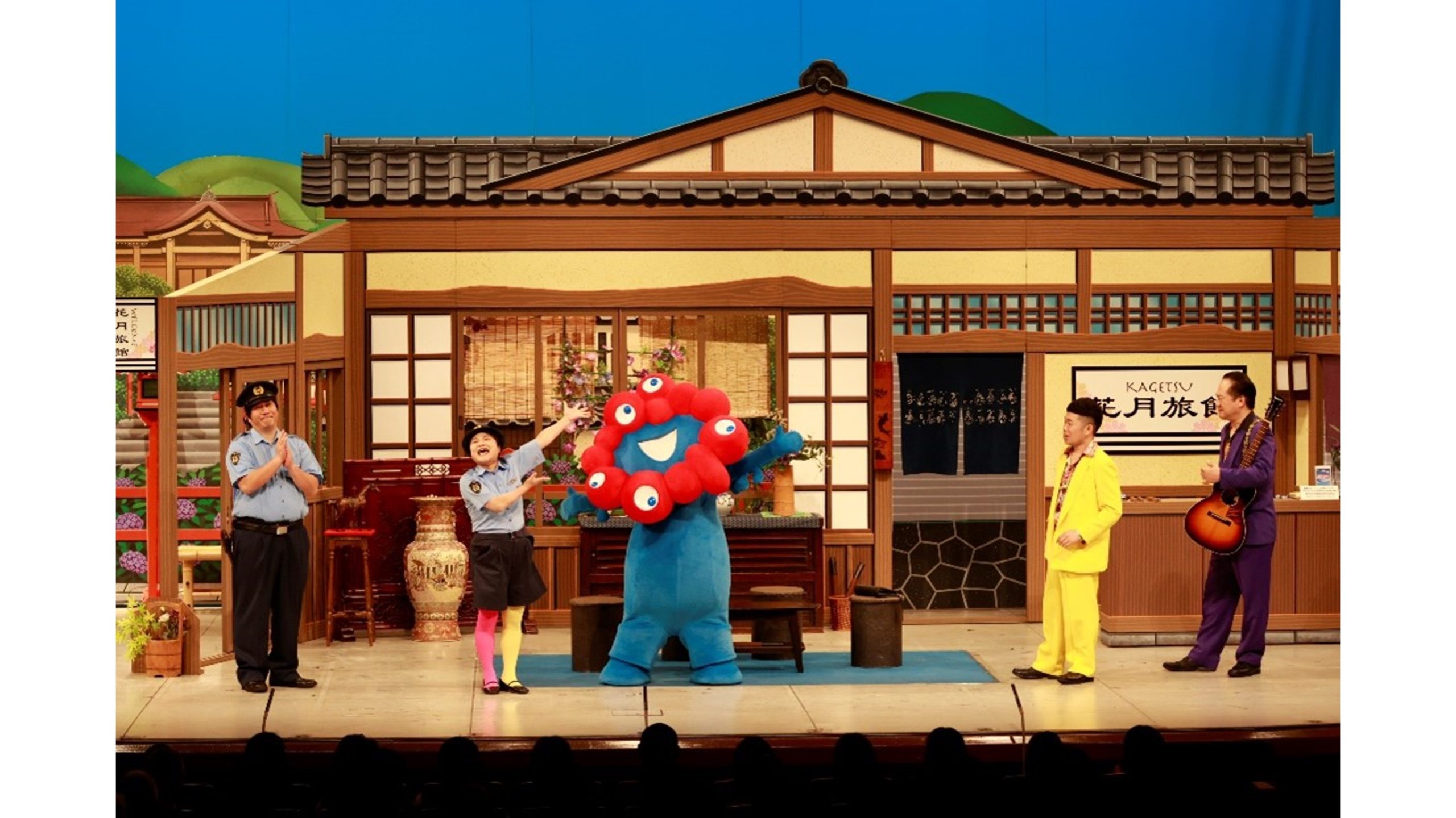 ミャクミャクが吉本新喜劇に初登場！座員の皆さんと一緒にギャグを披露